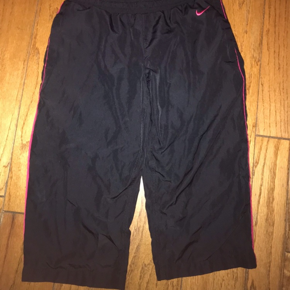 Nike capris